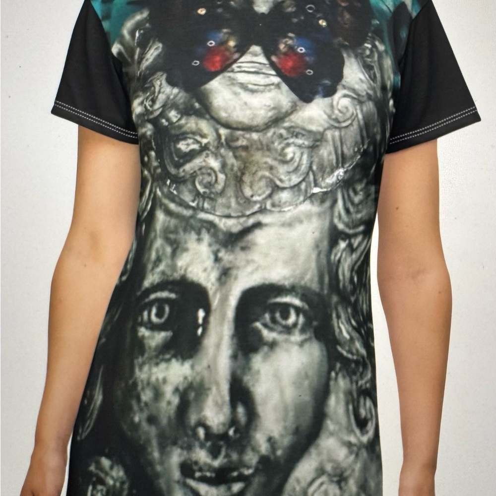 Artistic Graphic Women's Top